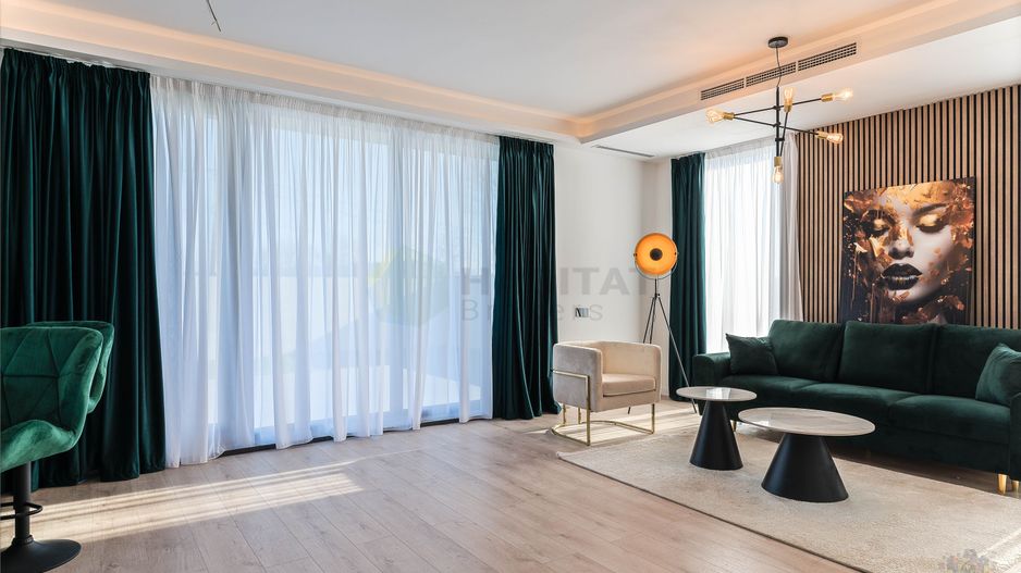 Vila Individuale de Lux în Tunari - Poză 2