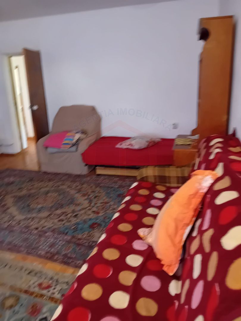 PROPRIETATE P+P1 CU 10 CAMERE – DE ÎNCHIRIAT SAU DE VÂNZARE - Poză 6