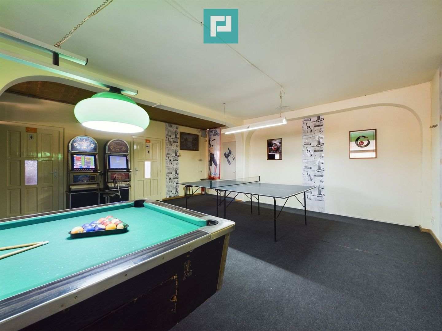 Casă cu multiple destinatii in Pârneava - Poză 4