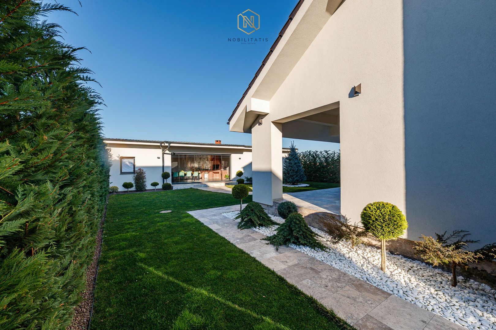 O Capodoperă Arhitecturală, Oferind Eleganță și Confort - Dumbravita - Poză 51