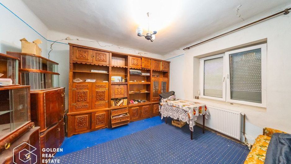 Teren de 1233 mp cu casa, Gai, ideal pentru renovare sau constructie noua - Poză 6