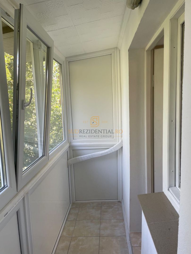 Apartament tip duplex, luminos, acces facil metrou Aparatorii Patriei - Poză 11
