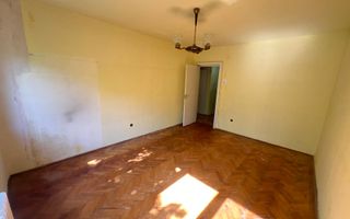 Ap 2 cam , zona Circumvalatiunii, etaj intermediar, decomandat - Poză 5