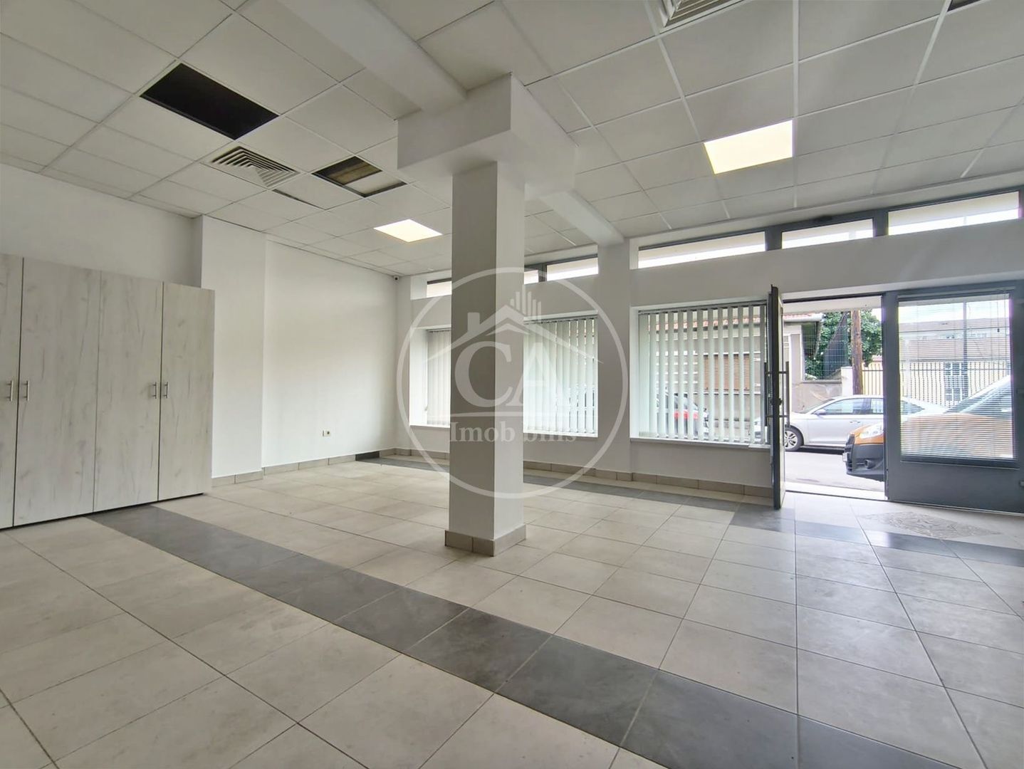 Spatiu comercial de inchiriat de tip S+P+E in zona Rogerius, Oradea - Poză 2