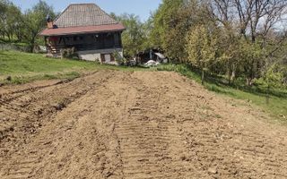 Casa Vantului si 8000 metri patrati in Abrud - Poză 3