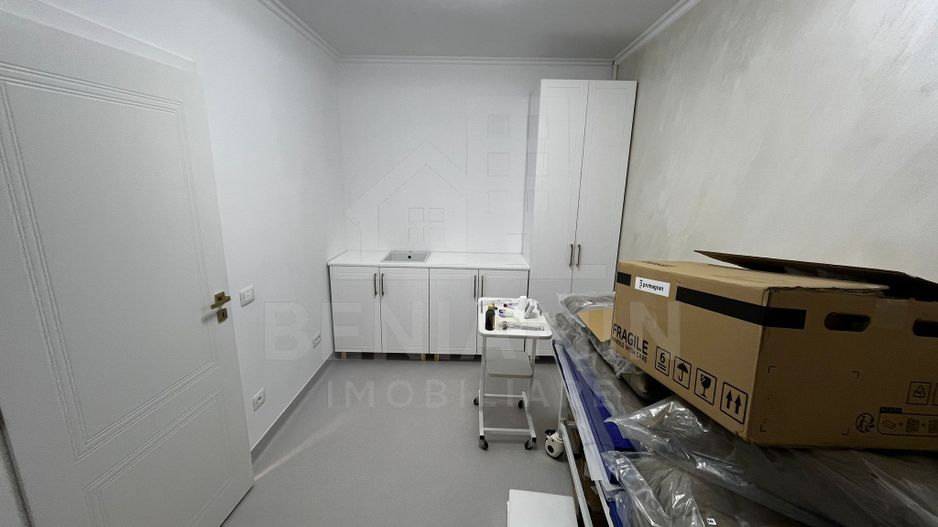 Spatiu modern cabinete medicale parter 50mp Toporasi Promenada - Poză 8