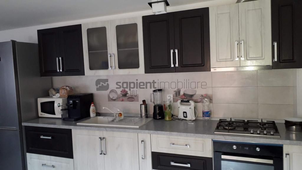 Sapient | Casa cu 2 nivele in Oradea - Poză 10