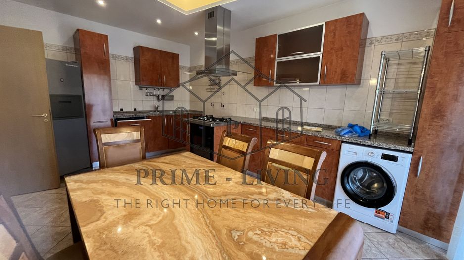 VILA CU 7 CAMERE IN COMPLEX REZIDENTIAL IN IANCU NICOLAE - Poză 12