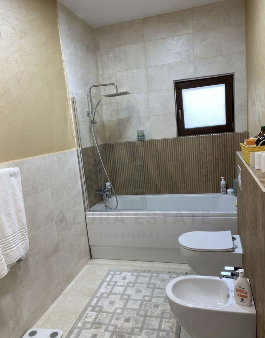 Casa ultrafinisata 199 mp utili garaj si teren 410 mp in Cisnadioara - Poză 12