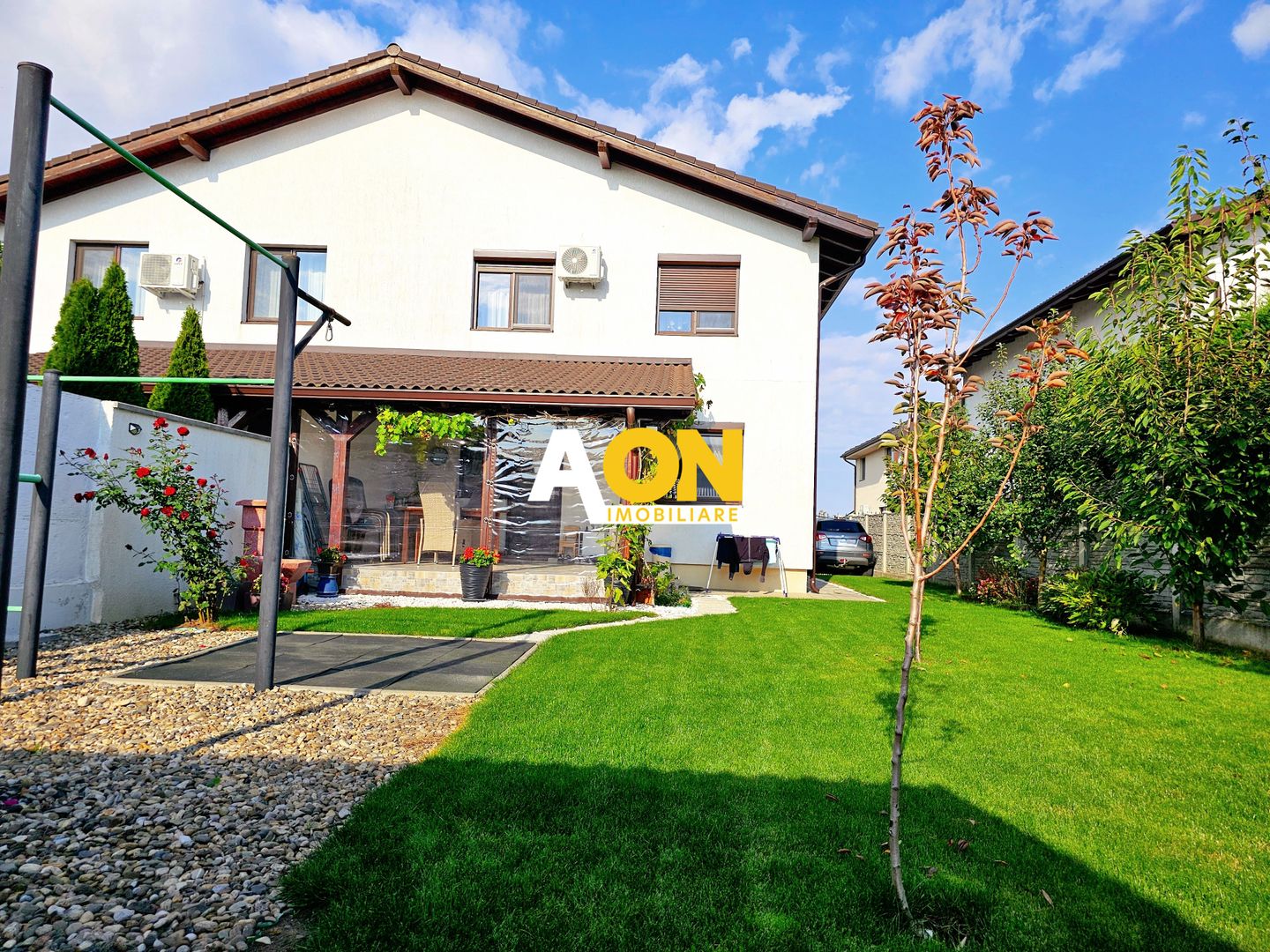 1/2 Duplex, 4 camere, 342 mp teren, strada asfaltata, Cetate - Poză 1