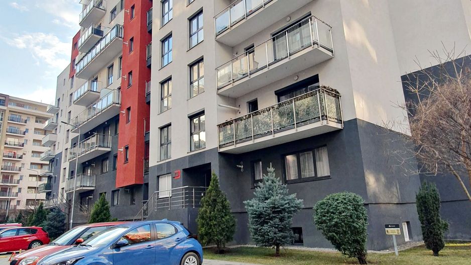 Ansamblul Maurer, bloc nou, vis-a-vis de Coresi, mobilat si utilat - Poză 1