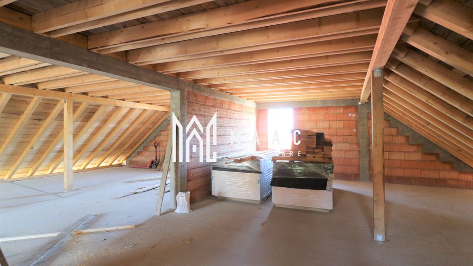 Apartament 3 camere | Decomandat | Sura Mica - Poză 1