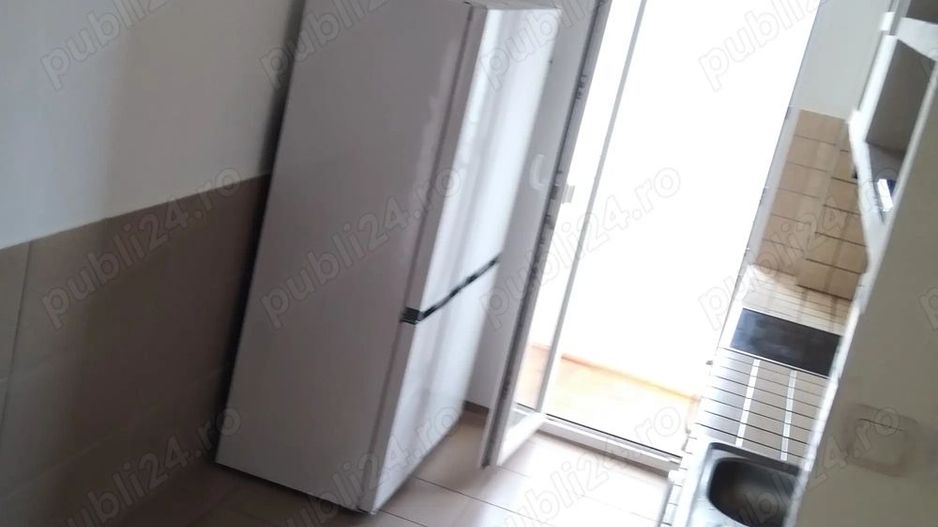 BRASADAS vinde ap 3 cam etaj 7/10 Piata Somes. - Poză 1