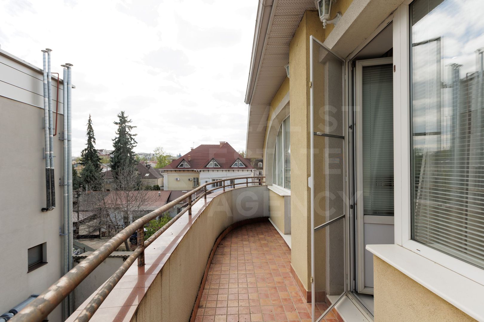 Chirie, apartament, 4 camere, str. Bucureşti, Centru - Poză 15