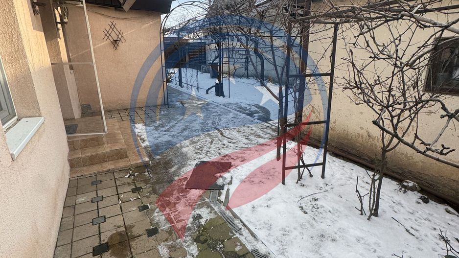 Casă primitoare, excelent poziționată, ideală pentru o familie! - Poză 10