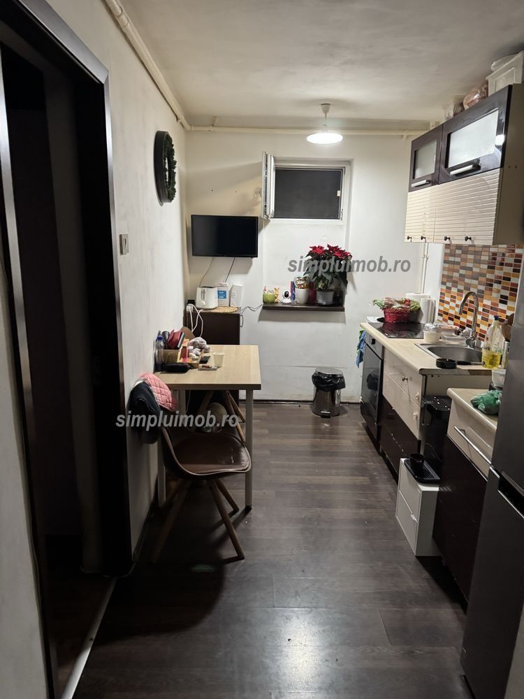 Brancoveanu Huedin 2 camere renovat parcare  Sector 4 - Poză 5