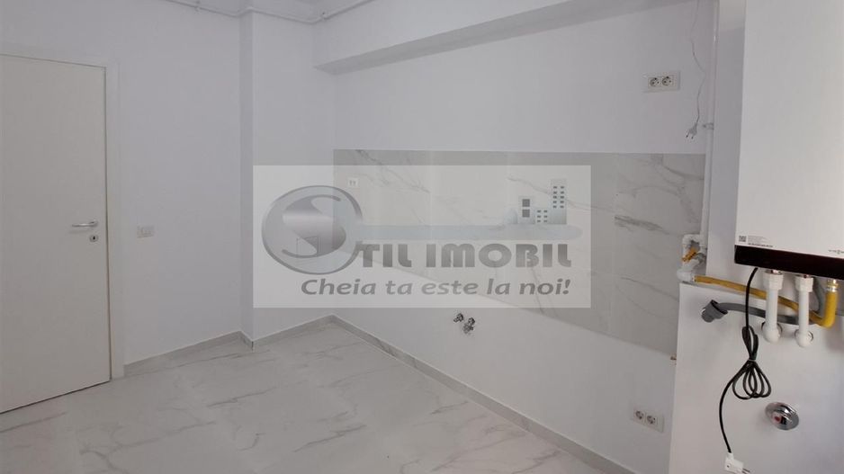 MUTARE IMEDIATA! Apartament cu o camera decomandat Central - 41mp - Poză 1