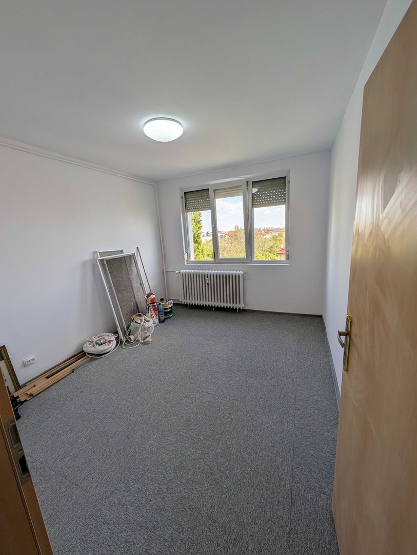 2 camere decomandat, etaj 4/4, renovat, metrou 1 Decembrie 1918 - Poză 3