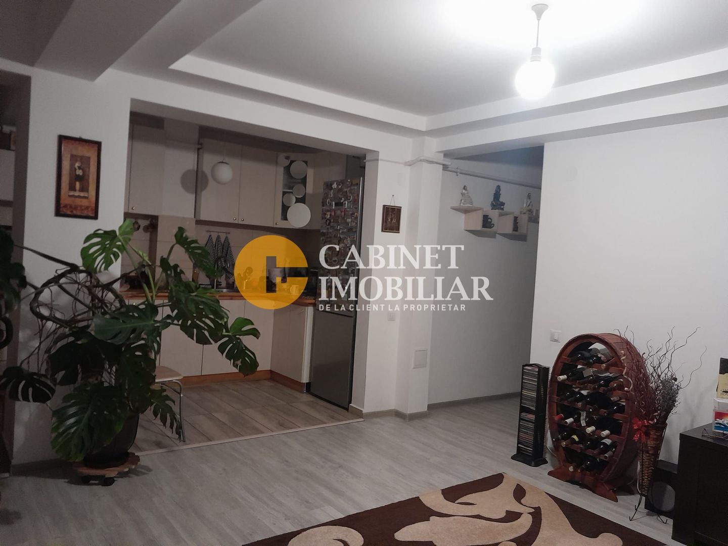 2 camere DECOMANDAT+CURTE+MAGAZIE+LOC DE PARCARE---REDIU - Poză 2