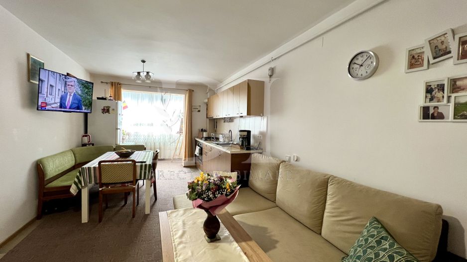 Apartament trei camere / Parcare / Zona Florilor - Poză 7