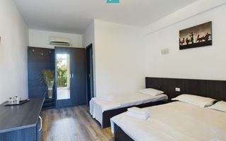 Afacere la Cheie - Hotel 3 Stele în Mamaia Nord - Poză 12