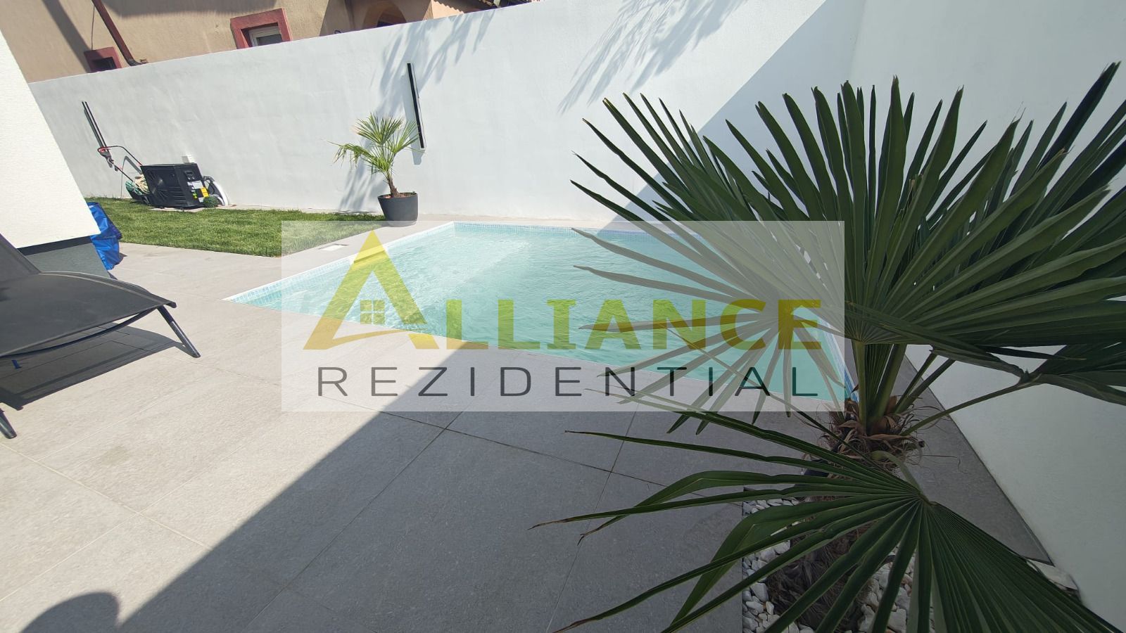 VILA premium cu piscina incalzita | 5 camere | Teren 280 m - Poză 13