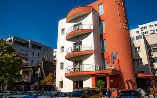 Clădire business P+4E Sector 3 1352 mp hotel clinica birouri - Poză 1
