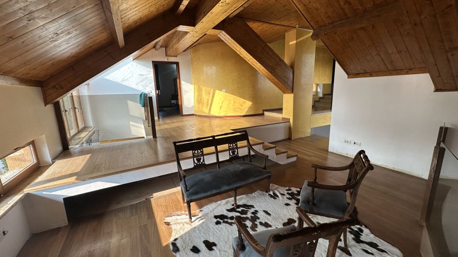 Proprietate cu piscina Dumbravita - Poză 9