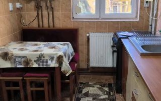 Vând apartament doua camere decomandate zona centrala - Poză 6
