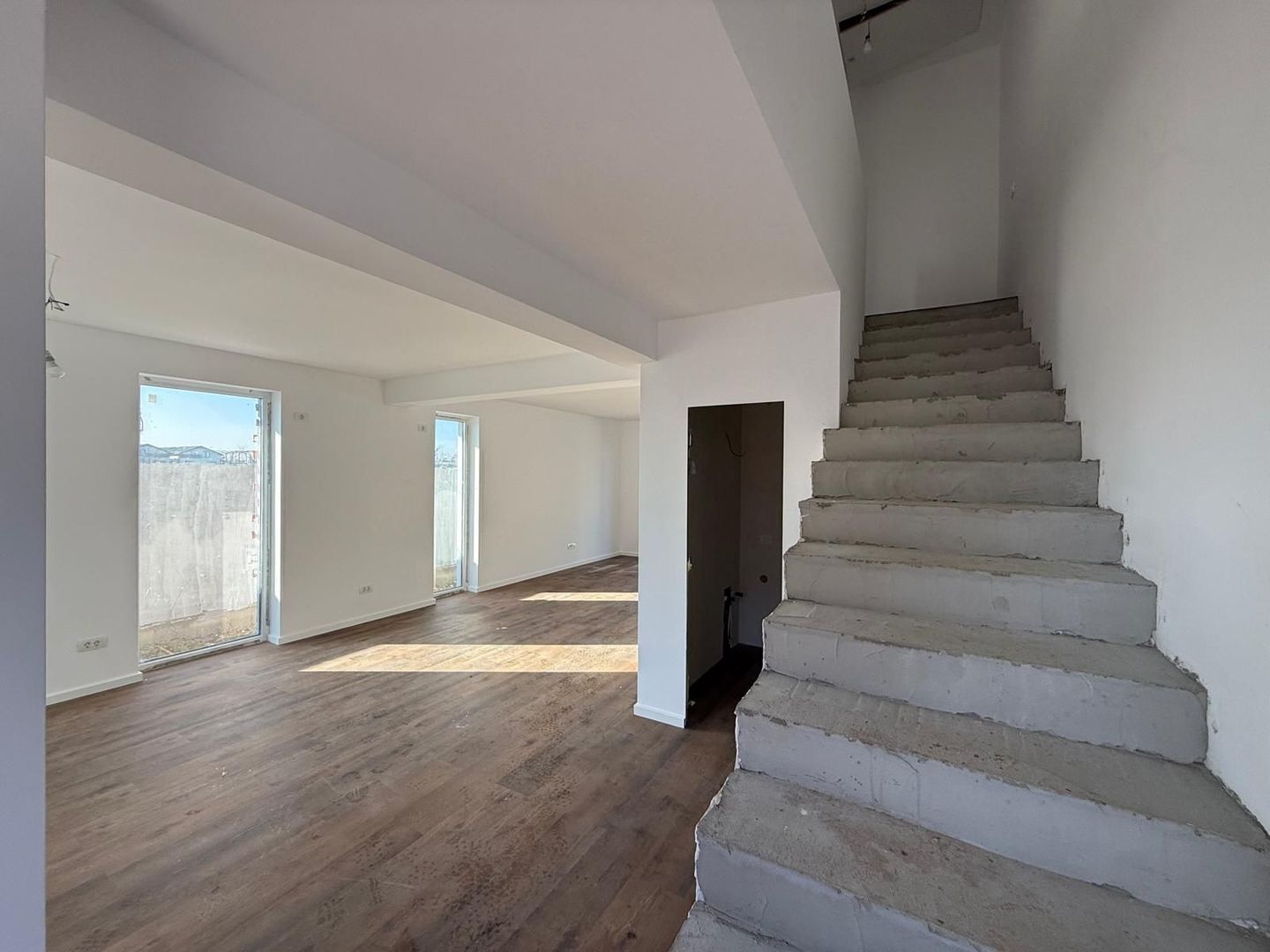 Vile Tunari deosebite, ansamblu inchis, TOATE utilitatile - Poză 10