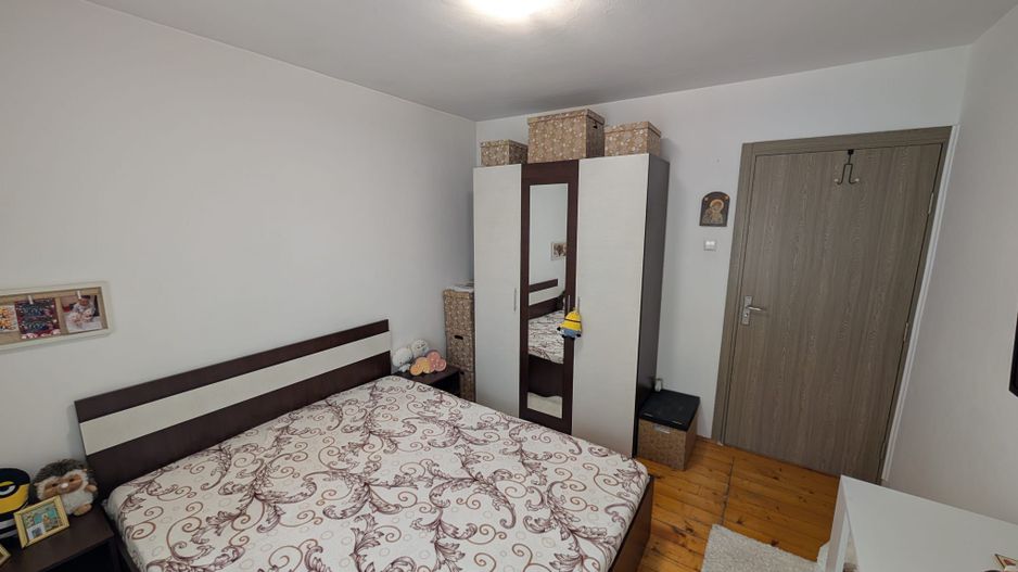 Apartament 4 camere mobilat și utilat Str. Soldat Vasile Croitoru - Poză 3