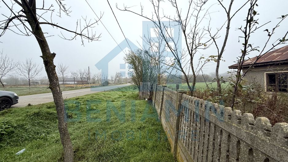 Teren intravilan 1329mp toate utilitatile Mischii langa Stadion - Poză 5