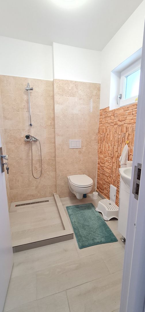 Casa 4 camere mobilata si utilata in Cartier Izvor Tarlungeni Brasov - Poză 7