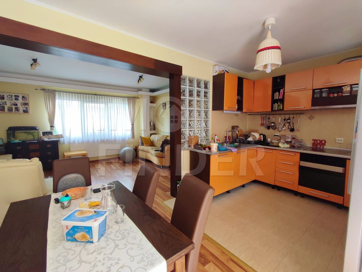 Casa cu Gradina si Parcare Subterana EUROPA - Poză 7