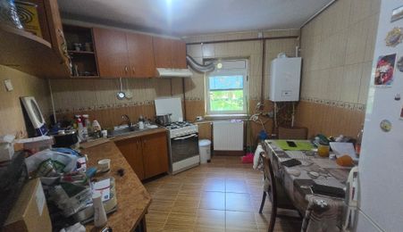 3 camere Brazda lui Novac - Sc.23