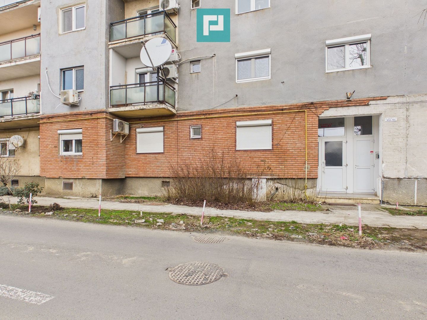 Apartament 3 camere pentru investiții în Grădiște - Poză 2