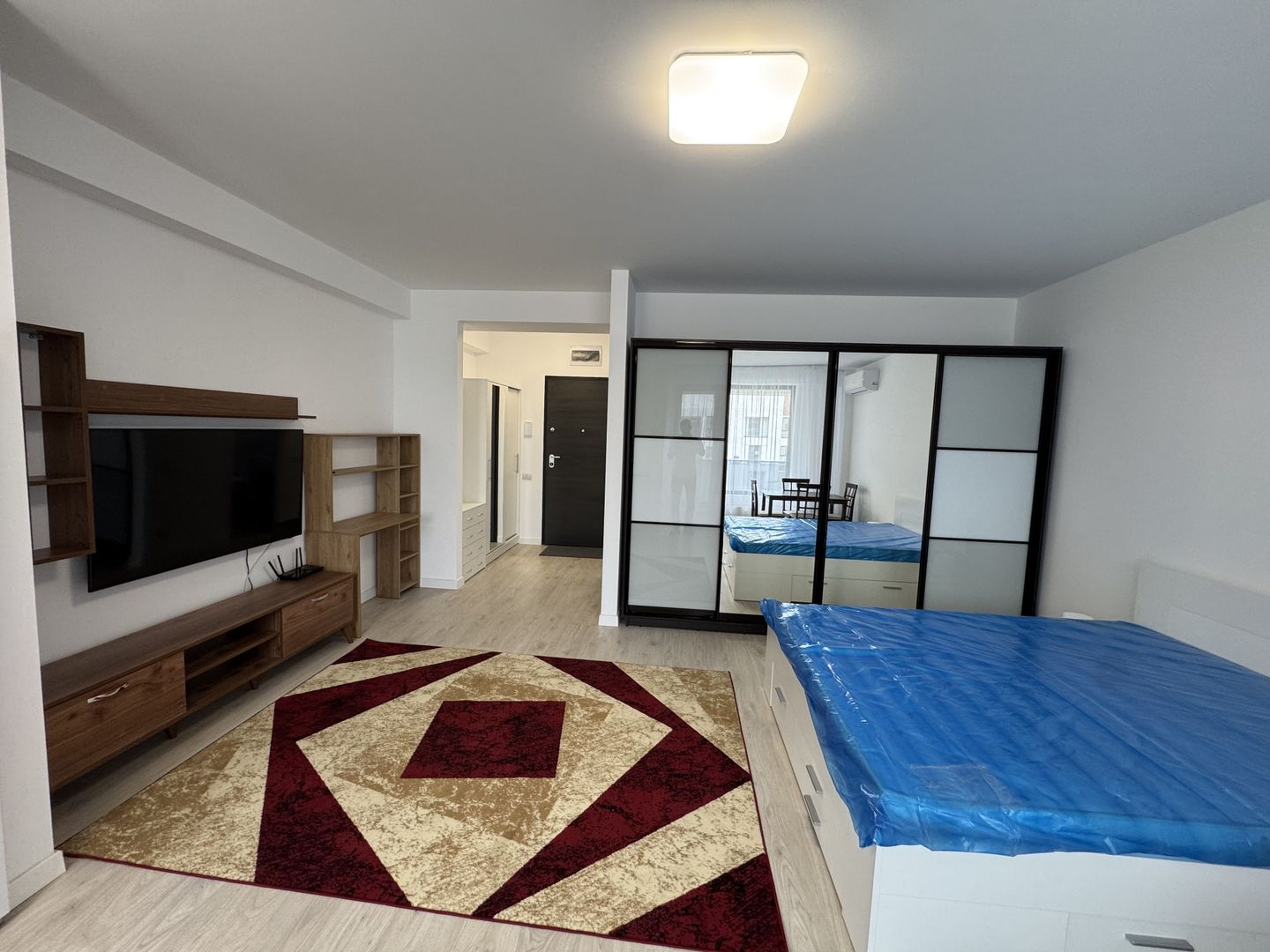 Prima Inchiriere Studio+ Parcare Pipera M74b - Poză 2