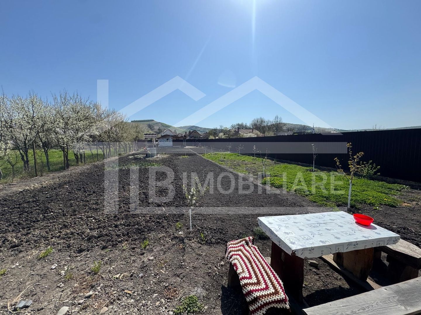 Casa individuala, 200 mp utili, 1399 mp teren, Zona Ernei - Poză 22