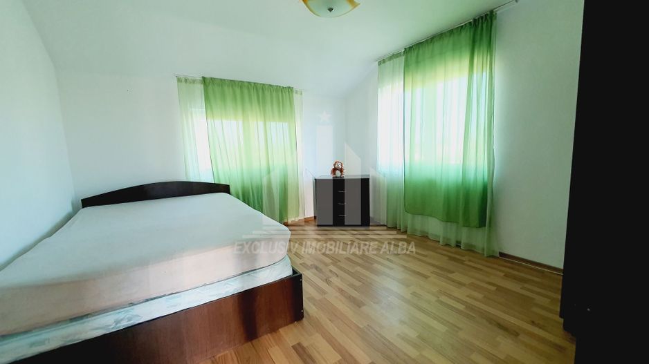 Casa de inchiriat in Cetate - Poză 8