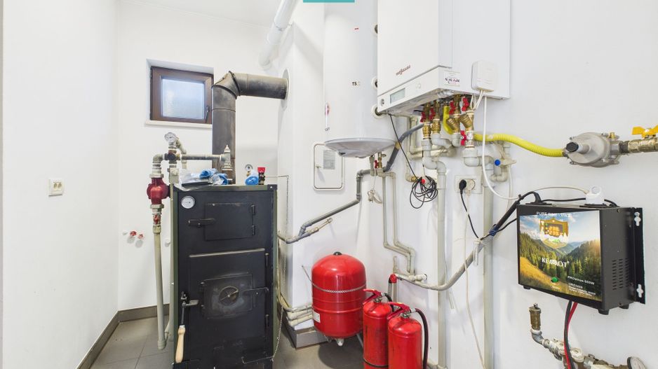 Casă modernă cu 2 corpuri, 5 camere în Pecica - Poză 13