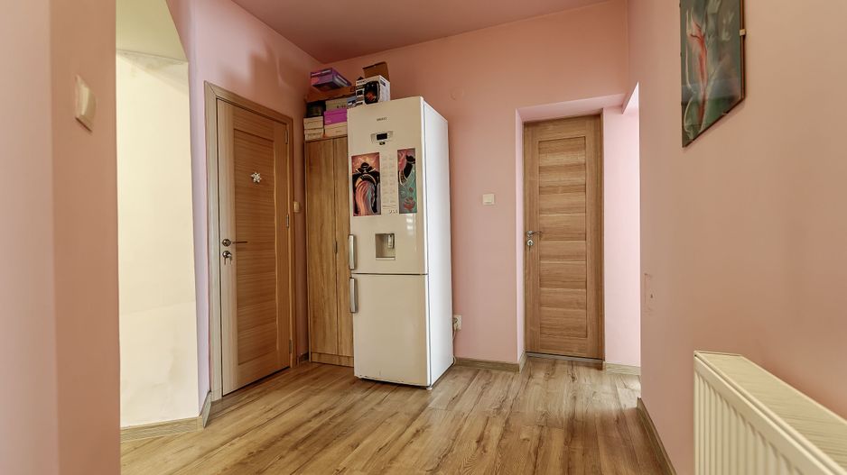 REZERVAT!Apartament 2 camere spatios la casa individuala zona centrala - Poză 9
