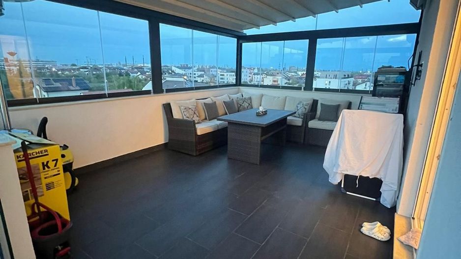 3 Cam. Tip Penthouse/ Terasa 36 mp/ 2 locuri de parcare - Poză 1