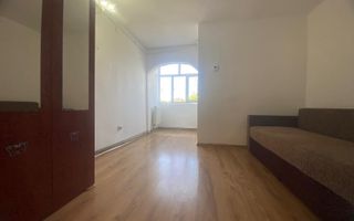 Super pret! Vanzare garsoniera nemobilata in Targoviste - Poză 1