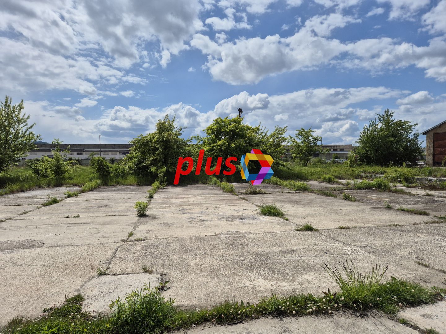 Platforma betonata de inchiriat Brașov - 1000 mp - Poză 2