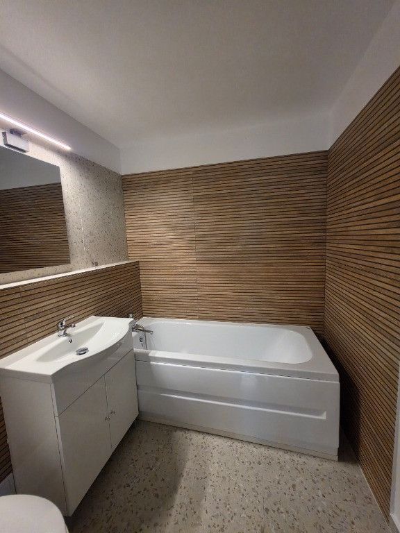 Apartament 3 camere | 2 Bai | Crangasi Metrou | Centrala Proprie - Poză 7