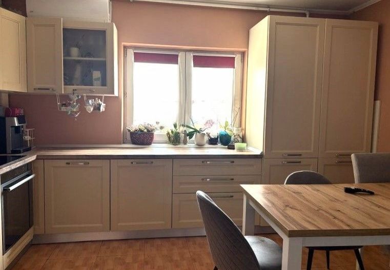 Vânzare Apartament 4 Camere cu Centrală pe Calea Vitan între Mall și Mihai Bravu - Poză 1