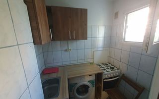 Proprietar inchiriez garsoniera rond alba iulia centru decebal - Poză 2