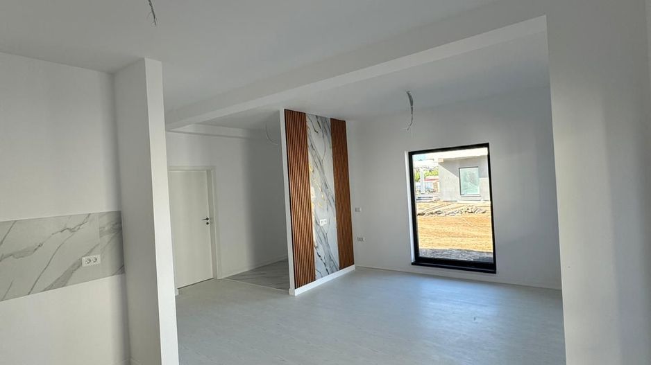 CASA INDIVIDUALA, TOATE UTILITATILE, RATE DEZVOLTATOR , COMISION 0% - Poză 2