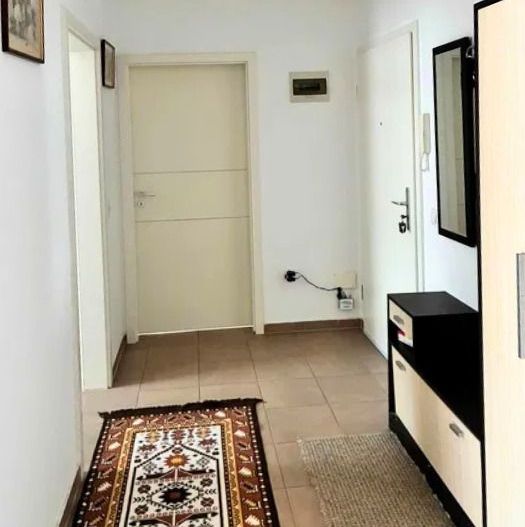 2 camere luminos cu parcare și boxă deal pentru locuire sau investiție - Poză 4