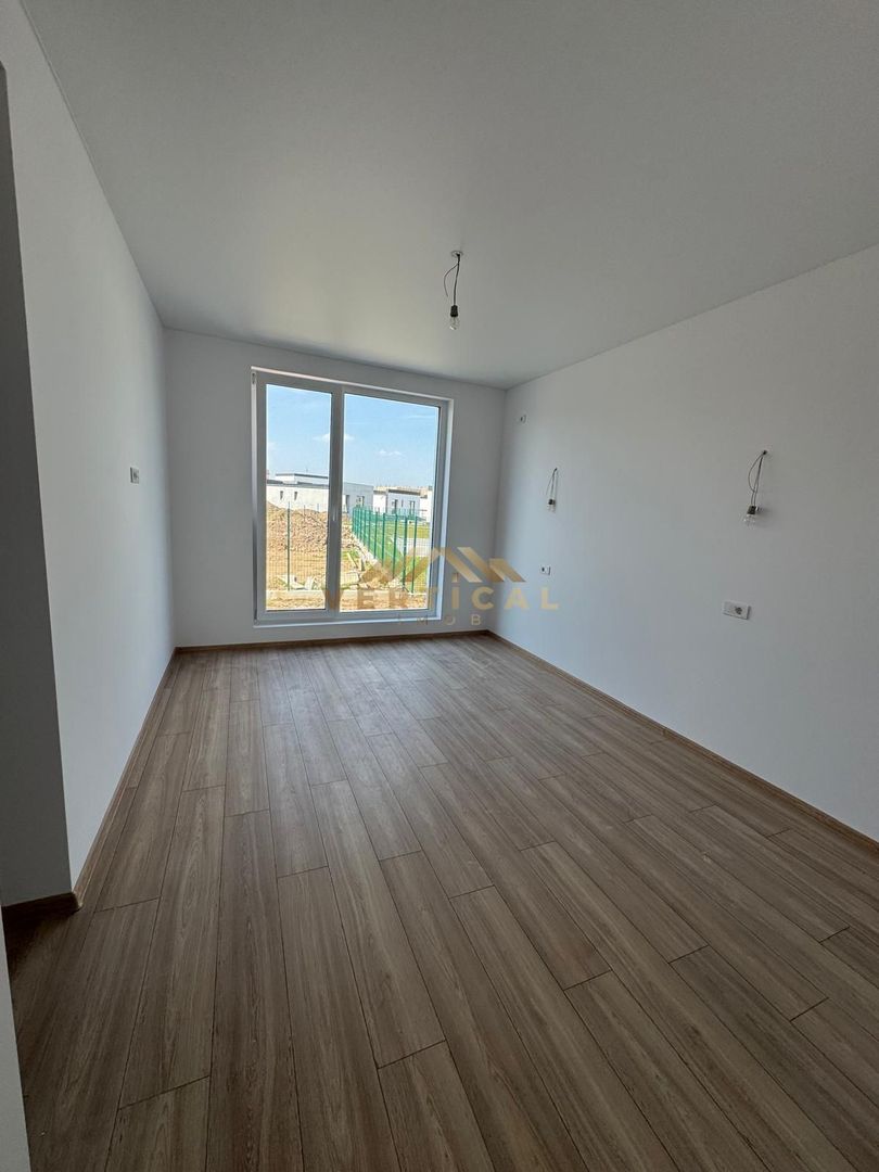 casa in comunitate - Poză 2